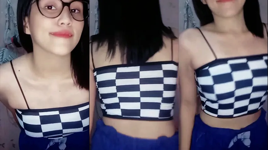 Bokep Indo Elya ABG Binal Baju Kotak2 Ebot