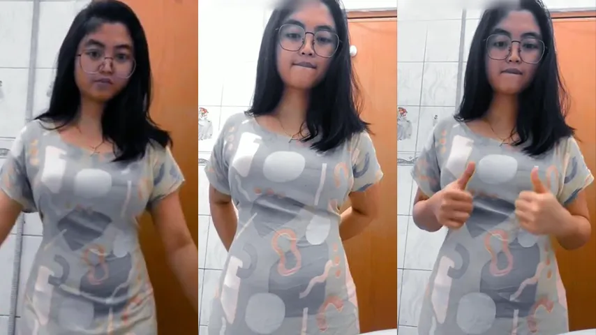 Bokep Indo Yola Daster Abu-abu Tanpa Bra
